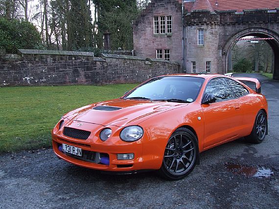 Toyota Celica II: 4 фото