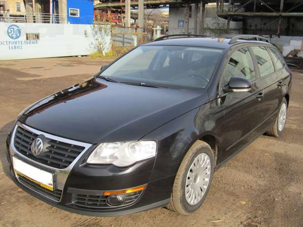 Volkswagen Passat B6 Variant: 12 фото